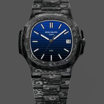 Patek Philippe Nautilus Carbon Fiber Case Blue Dial 5711 40MM Watch (w17171894)