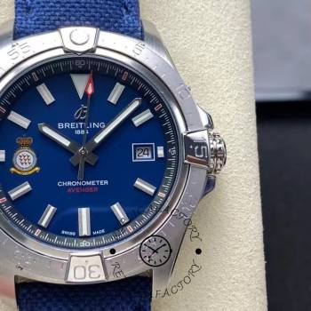 Breitling Avenger Automatic 42mm A173281A1C1X1 Blue Dial  (w23129015)