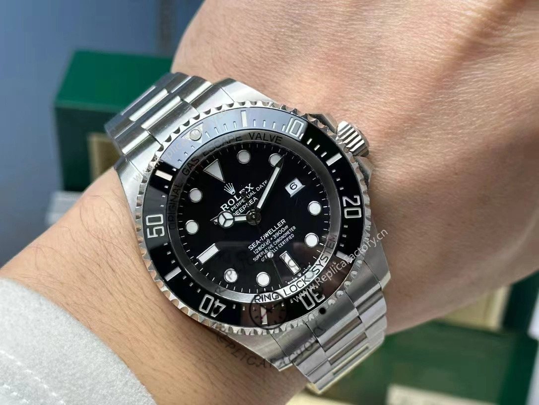 Rolex Deepsea 126660