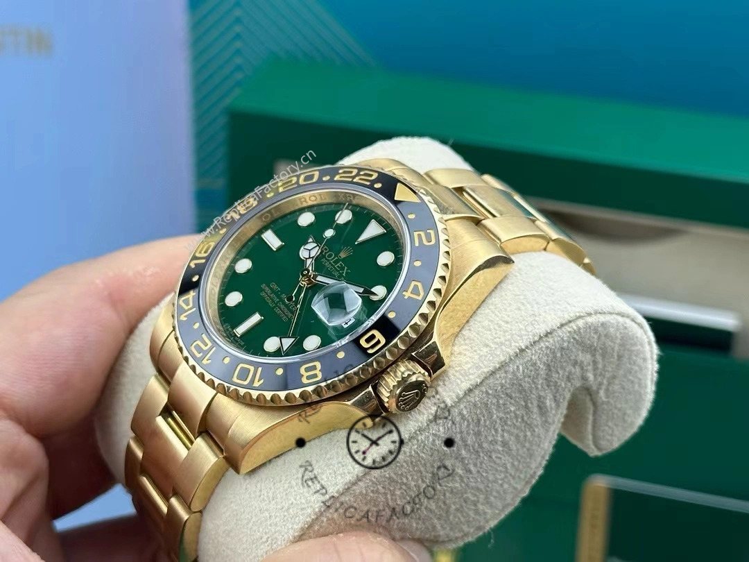 Rolex GMT Master II 116718LN