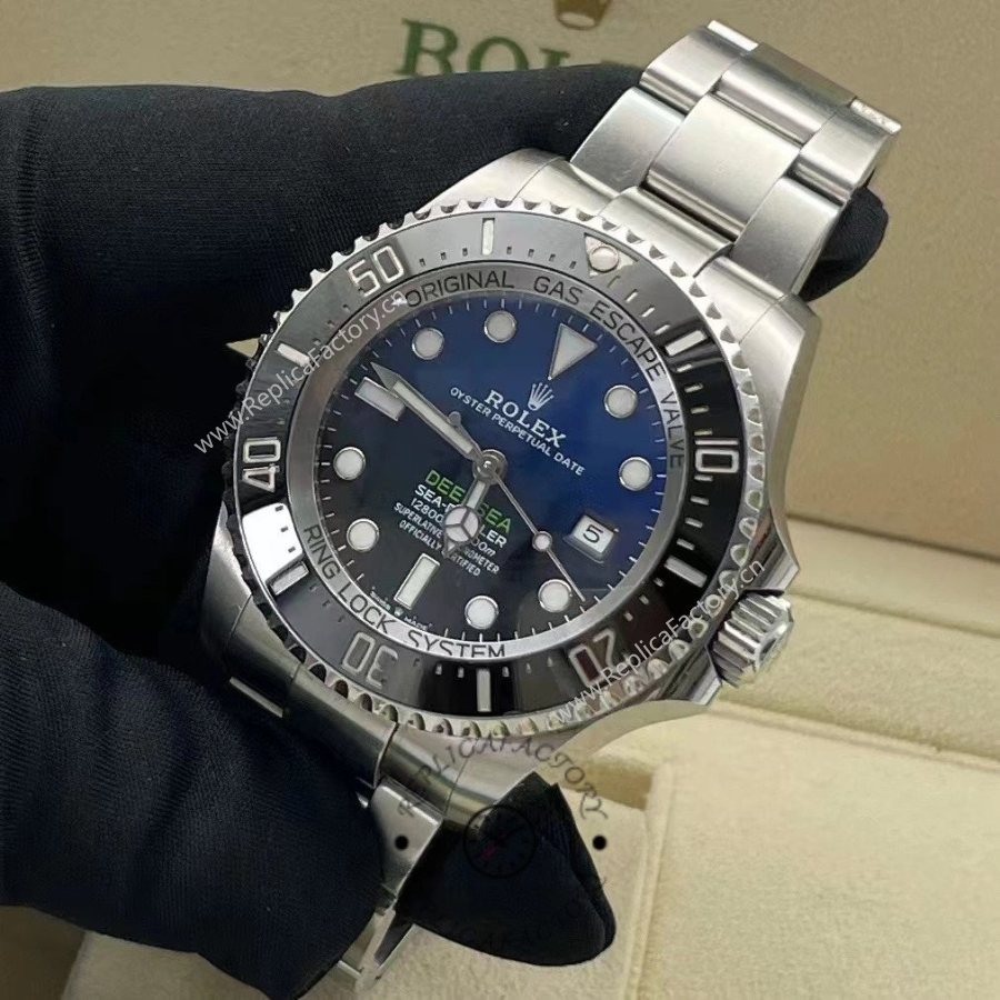 Rolex Sea-Dweller Deepsea 116660