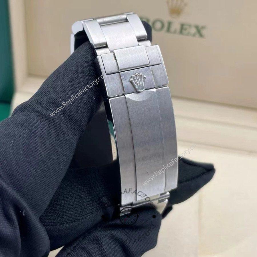 Rolex Sea-Dweller Deepsea 116660