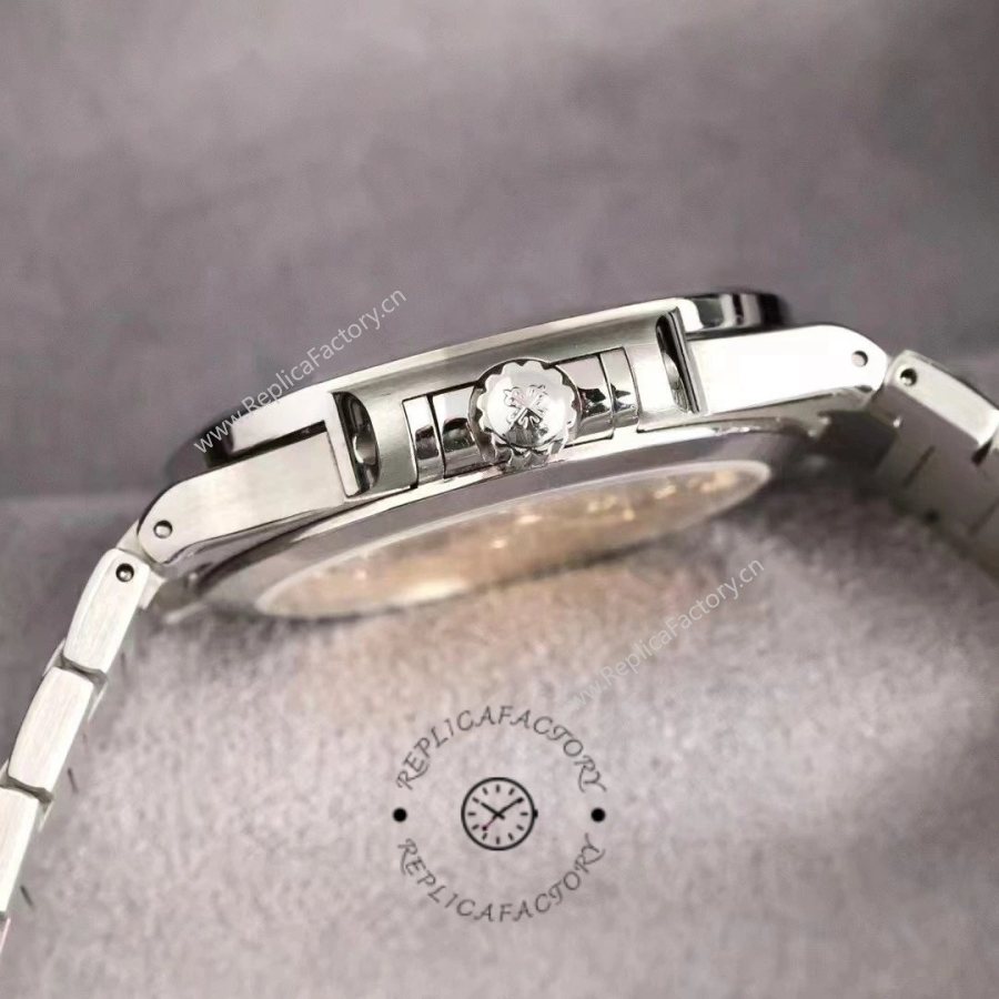 Patek Philippe Ladies Nautilus Blue Dial and Grey Dial 7118 1A 001