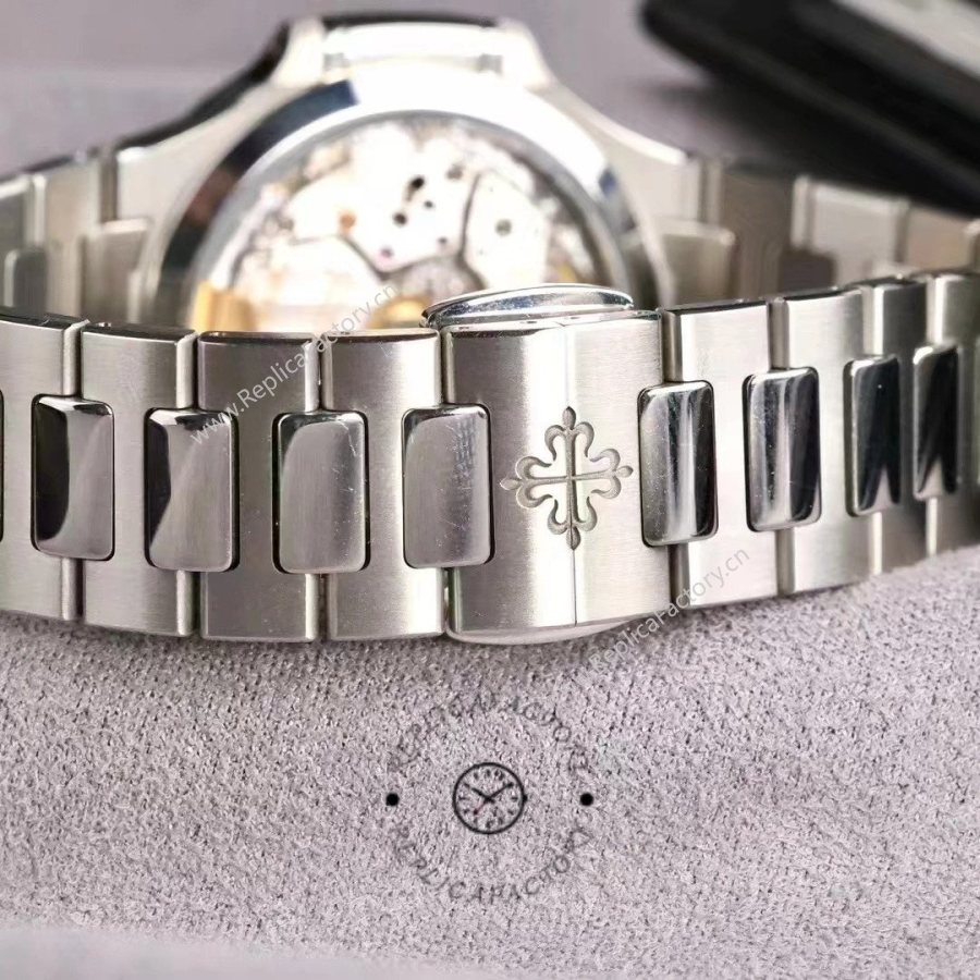 Patek Philippe Ladies Nautilus Blue Dial and Grey Dial 7118 1A 001