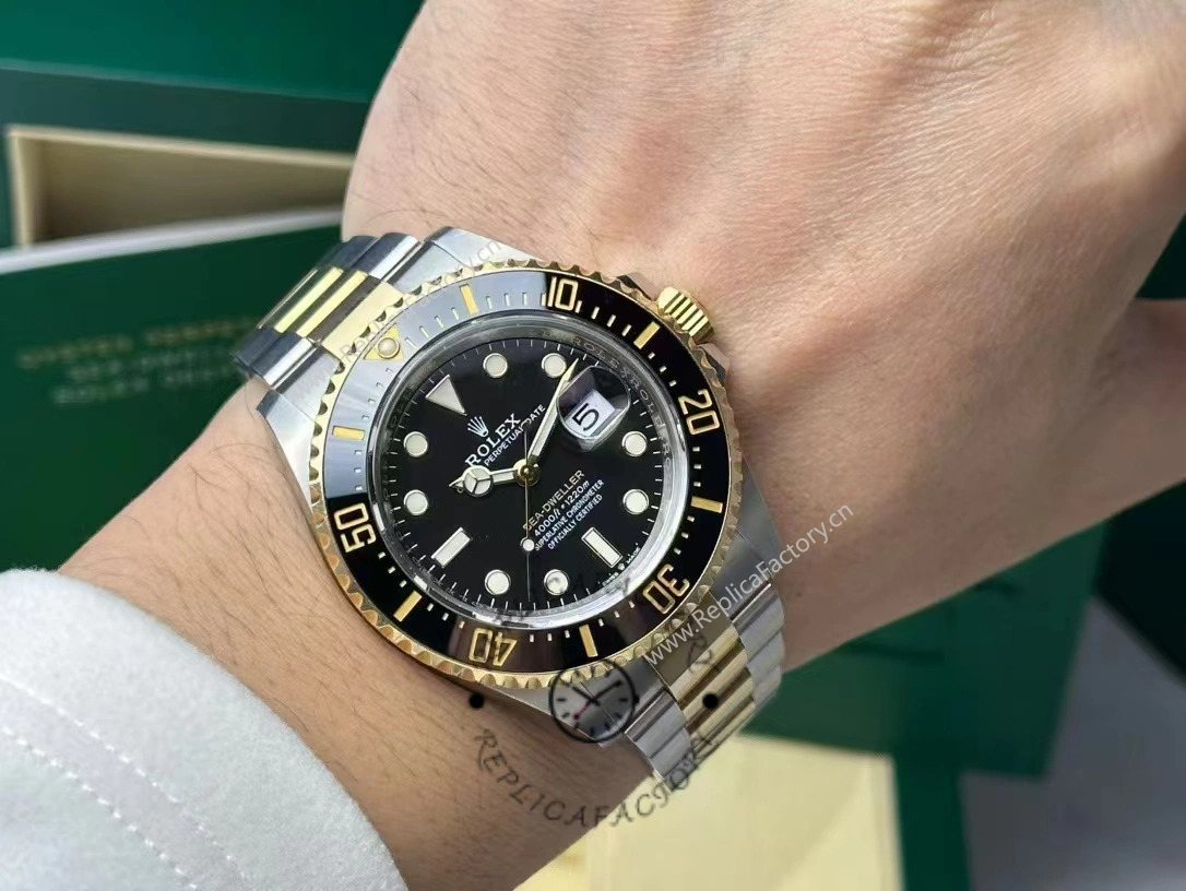 Rolex Sea Dweller Black Dial Oyster Bracelet 126603 0001