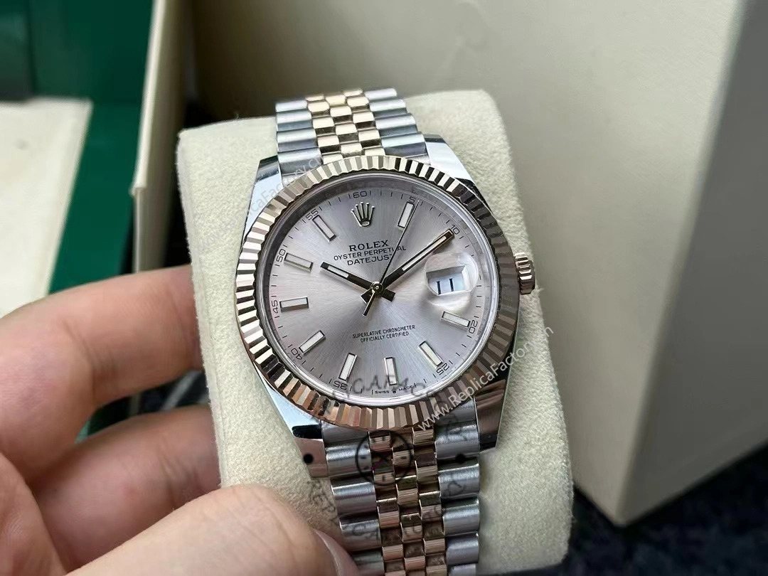 Rolex Datejust 41mm Two Tone Rose Gold Jubilee Band Sundust Index Dial 126331 0010