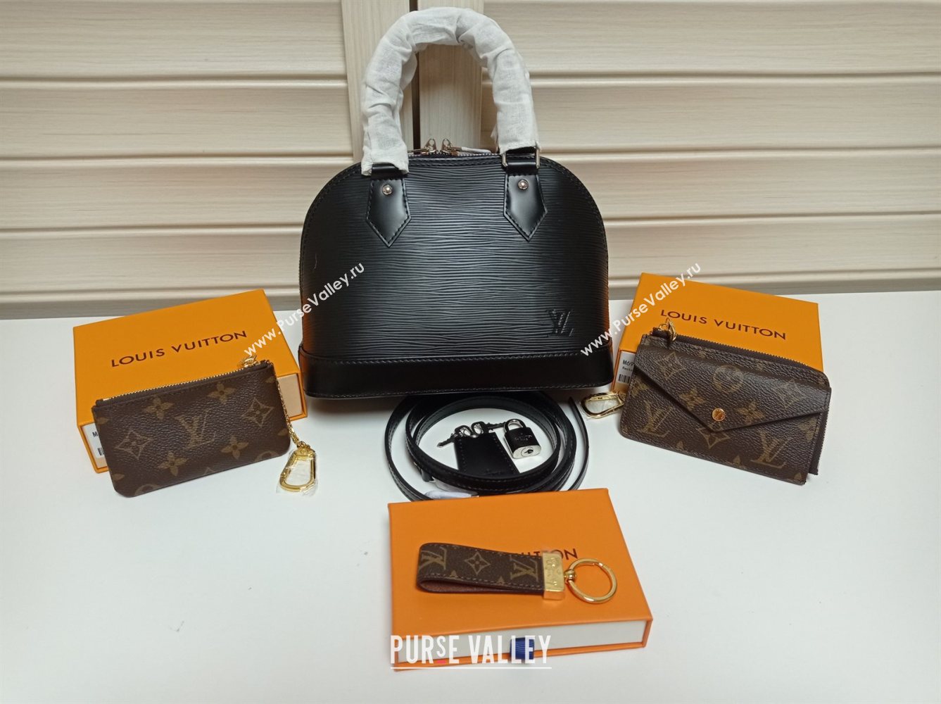 Customer Order PV220